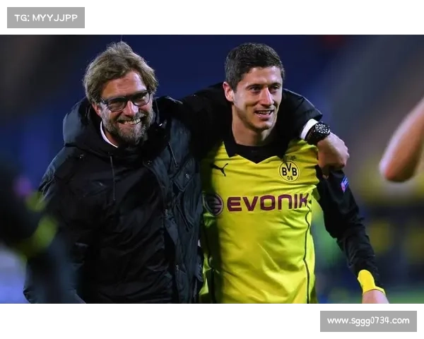 回顾莱万多夫斯基职业生涯五大成名关键时刻与传奇巅峰辉煌征程