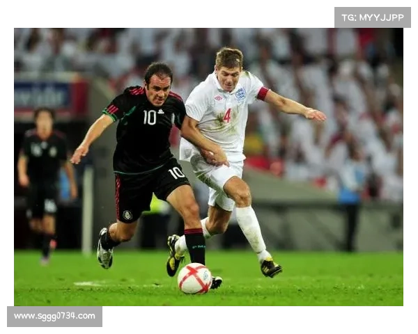 杰拉德国家队4号球衣穿搭指南打造英伦复古与运动潮流完美融合风